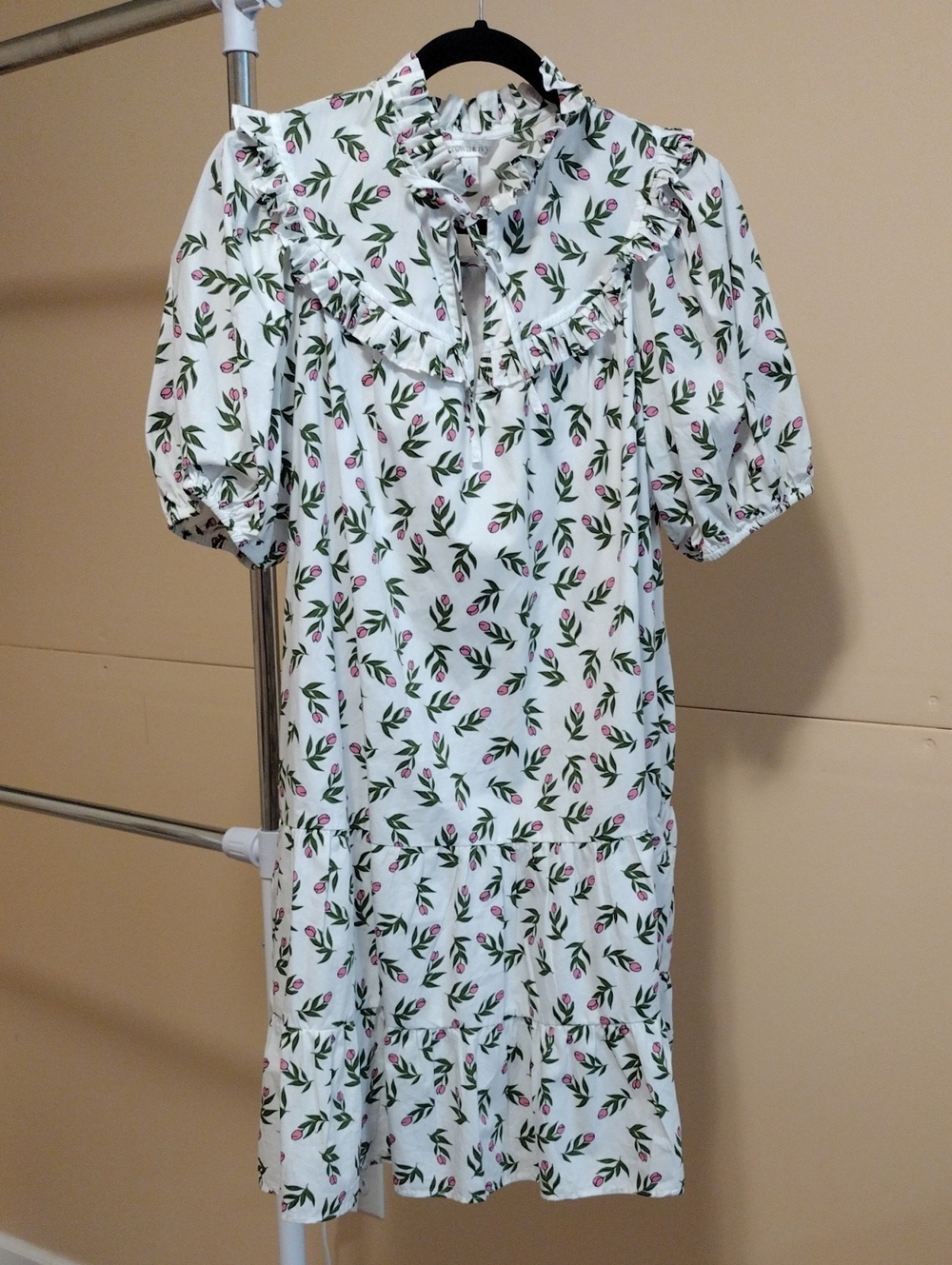 Women's White Floral Ruffle Dress with Pink Buds